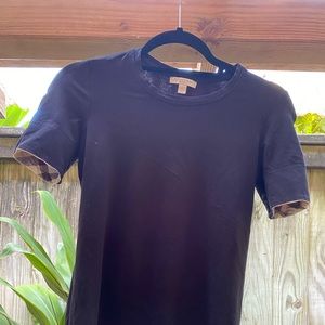 Black tee
